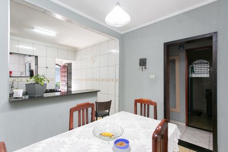 Casa à venda com 215m², 3 quartos e 7 vagasSala de Jantar 