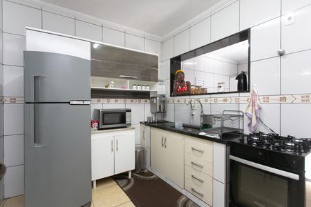 Casa à venda com 215m², 3 quartos e 7 vagasCozinha 
