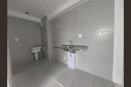 Apartamento para alugar com 38m², 2 quartos e sem vaga Apartamento para alugar com 38m², 2 quartos e sem vagaCozinha e Área de Serviço