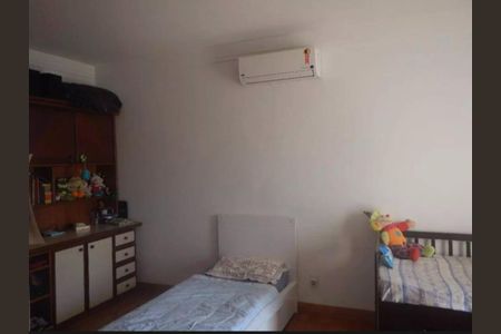 Casa de condomínio à venda com 442m², 4 quartos e 4 vagasFoto 24