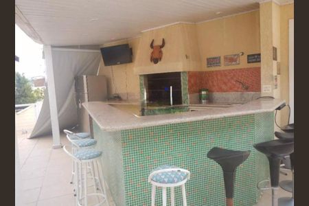 Casa de condomínio à venda com 442m², 4 quartos e 4 vagasFoto 02