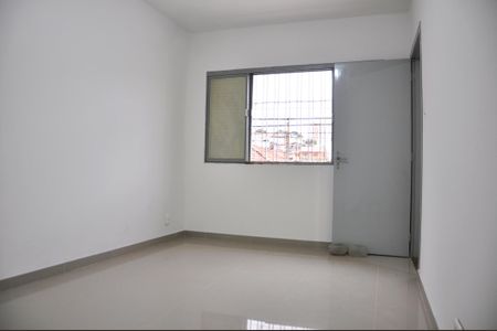 Casa para alugar com 320m², 3 quartos e 3 vagas Casa para alugar com 320m², 3 quartos e 3 vagasDetalhe - Quarto 01