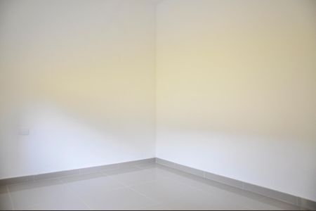 Casa para alugar com 320m², 3 quartos e 3 vagas Casa para alugar com 320m², 3 quartos e 3 vagasDetalhe - Quarto 02