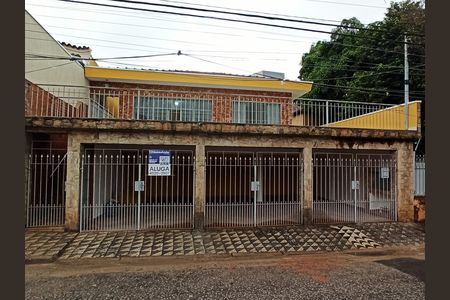 Casa para alugar com 320m², 3 quartos e 3 vagas Casa para alugar com 320m², 3 quartos e 3 vagasFachada do Imóvel
