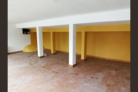 Casa para alugar com 320m², 3 quartos e 3 vagas Casa para alugar com 320m², 3 quartos e 3 vagasDetalhe - Garagem