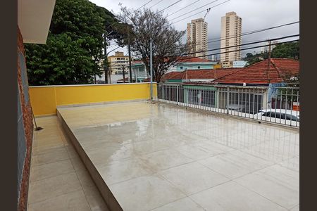 Casa para alugar com 320m², 3 quartos e 3 vagas Casa para alugar com 320m², 3 quartos e 3 vagasDetalhe - Varanda