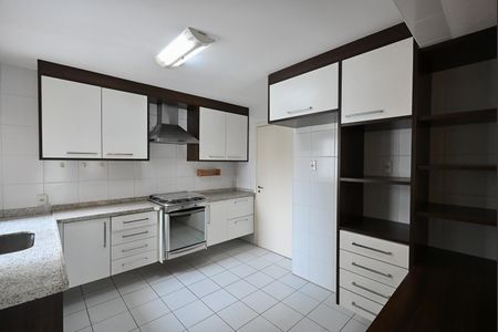 Apartamento à venda com 127m², 3 quartos e 2 vagasCozinha