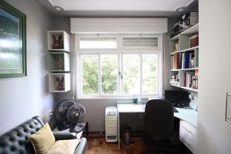 Apartamento à venda com 137m², 3 quartos e sem vagaQuarto 2