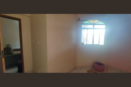 Sala de casa para alugar com 3 quartos, 150m² em Ouro Minas, Belo Horizonte