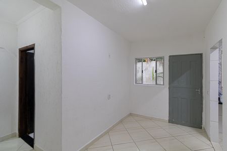 Sala e Cozinha de casa para alugar com 2 quartos, 100m² em Jardim Nazareth, São Paulo
