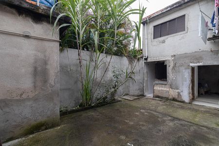 Casa para alugar com 100m², 2 quartos e sem vaga Casa para alugar com 100m², 2 quartos e sem vagaQuintal