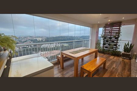 Varanda de apartamento à venda com 3 quartos, 136m² em Jardim Arpoador, São Paulo