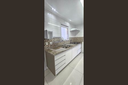 Apartamento à venda com 136m², 3 quartos e 3 vagas Apartamento à venda com 136m², 3 quartos e 3 vagasCozinha