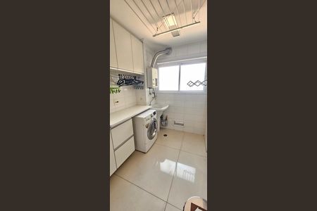 Área de serviço de apartamento à venda com 3 quartos, 136m² em Jardim Arpoador, São Paulo