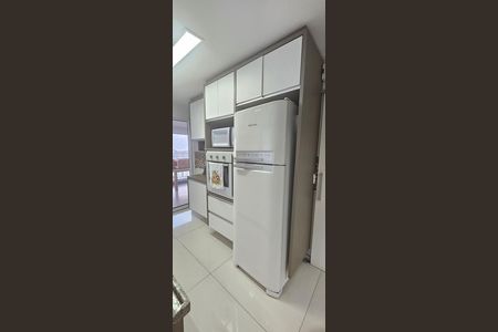 Cozinha de apartamento à venda com 3 quartos, 136m² em Jardim Arpoador, São Paulo