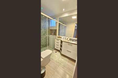 Apartamento à venda com 136m², 3 quartos e 3 vagas Apartamento à venda com 136m², 3 quartos e 3 vagasBanheiro