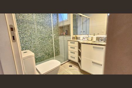 Banheiro de apartamento à venda com 3 quartos, 136m² em Jardim Arpoador, São Paulo