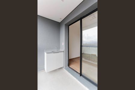 Apartamento à venda com 31m², 1 quarto e sem vaga Apartamento à venda com 31m², 1 quarto e sem vagaVaranda