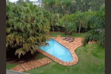 Casa de condomínio à venda com 750m², 4 quartos e 4 vagas Casa de condomínio à venda com 750m², 4 quartos e 4 vagasFoto 01