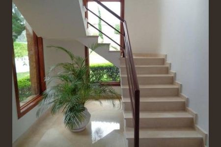 Foto 01 de casa de condomínio à venda com 4 quartos, 750m² em Residencial Tambore, Barueri