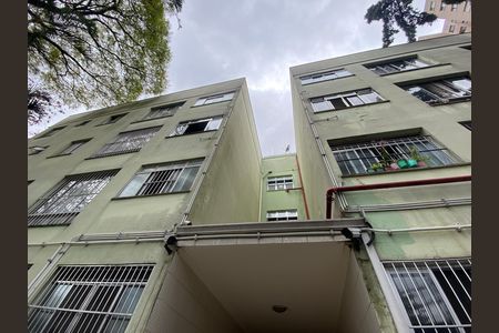 Apartamento à venda com 76m², 3 quartos e 1 vaga Apartamento à venda com 76m², 3 quartos e 1 vagaFachada do bloco