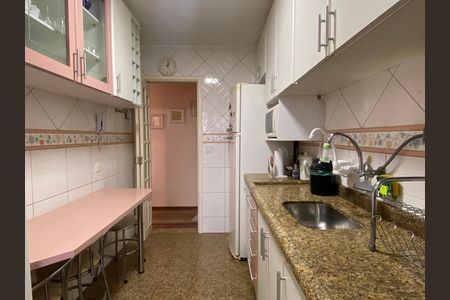 Apartamento à venda com 76m², 3 quartos e 1 vaga Apartamento à venda com 76m², 3 quartos e 1 vagaCozinha