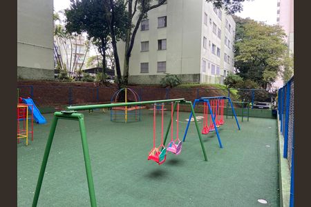 Apartamento à venda com 76m², 3 quartos e 1 vaga Apartamento à venda com 76m², 3 quartos e 1 vagaÁrea comum - Playground