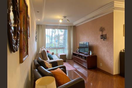 Apartamento à venda com 76m², 3 quartos e 1 vaga Apartamento à venda com 76m², 3 quartos e 1 vagaSala
