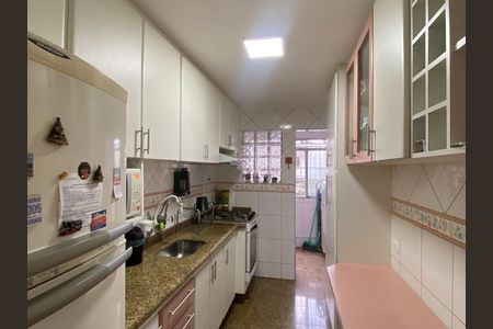Apartamento à venda com 76m², 3 quartos e 1 vaga Apartamento à venda com 76m², 3 quartos e 1 vagaCozinha