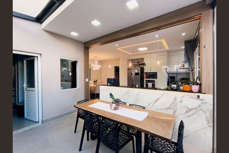 Casa de condomínio à venda com 164m², 3 quartos e 2 vagas