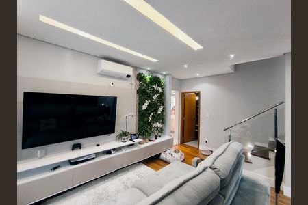 Casa de condomínio à venda com 164m², 3 quartos e 2 vagas