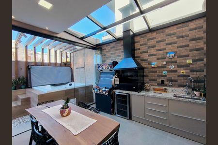 Casa de condomínio à venda com 164m², 3 quartos e 2 vagas