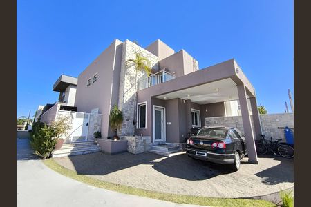 Casa de condomínio à venda com 164m², 3 quartos e 2 vagas