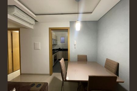 Apartamento para alugar com 70m², 2 quartos e 1 vaga