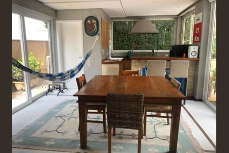 Casa de condomínio à venda com 399m², 4 quartos e 4 vagasFoto 03