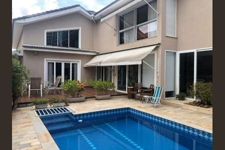 Casa de condomínio à venda com 399m², 4 quartos e 4 vagasFoto 01
