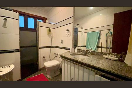 Casa à venda com 580m², 3 quartos e 5 vagasBanheiro