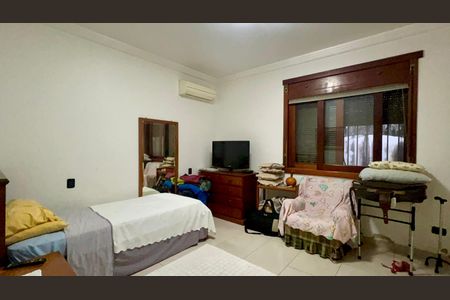 Casa à venda com 580m², 3 quartos e 5 vagasQuarto 2