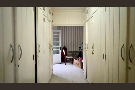 Casa à venda com 580m², 3 quartos e 5 vagasCloset da suíte