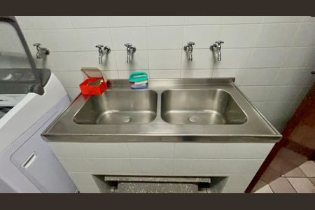 Casa à venda com 580m², 3 quartos e 5 vagasÁrea de Serviço