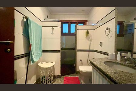 Casa à venda com 580m², 3 quartos e 5 vagasBanheiro