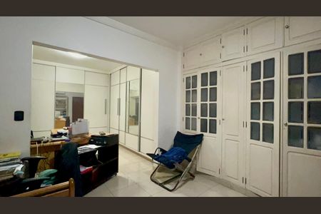 Casa à venda com 580m², 3 quartos e 5 vagasQuarto 1