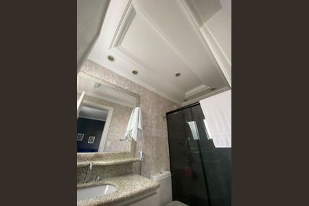 Casa de condomínio à venda com 294m², 4 quartos e 2 vagas Casa de condomínio à venda com 294m², 4 quartos e 2 vagasFoto 02