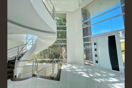 Casa de condomínio à venda com 700m², 5 quartos e 6 vagas Casa de condomínio à venda com 700m², 5 quartos e 6 vagasFoto 26