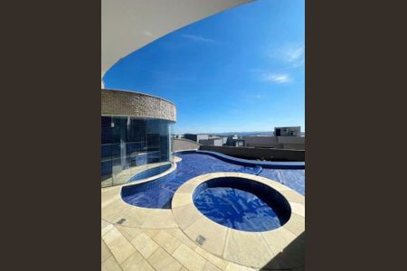 Casa de condomínio à venda com 700m², 5 quartos e 6 vagas Casa de condomínio à venda com 700m², 5 quartos e 6 vagasFoto 02