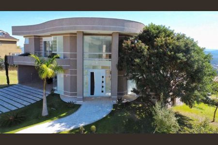 Casa de condomínio à venda com 700m², 5 quartos e 6 vagas Casa de condomínio à venda com 700m², 5 quartos e 6 vagasFoto 03