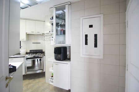 Apartamento à venda com 209m², 2 quartos e 2 vagasCozinha