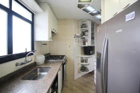 Apartamento à venda com 209m², 2 quartos e 2 vagasCozinha