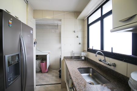 Apartamento à venda com 209m², 2 quartos e 2 vagasCozinha