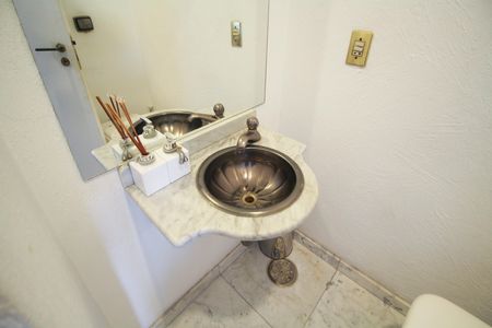 Apartamento à venda com 209m², 2 quartos e 2 vagasLavabo
